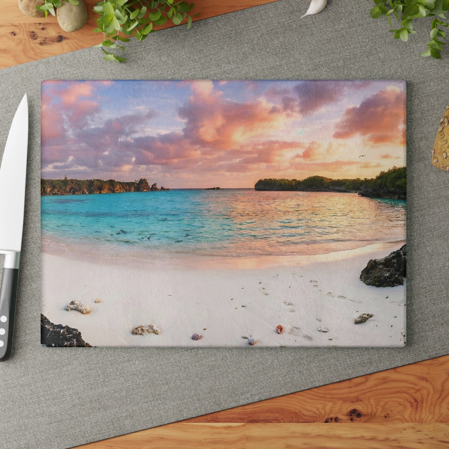 Coopers Island Bermuda — Glass Cutting Board